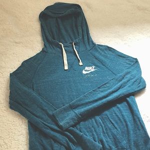 Nike T-Shirt Hoodie
